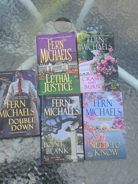 Fern Michaels Set of 5 Sisterhood Series Paperback book collection Bundle